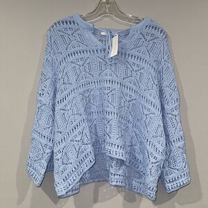 Mia & Tess Three Quarter Sleeve Split Neck Lace Top Blue Size Medium NWT